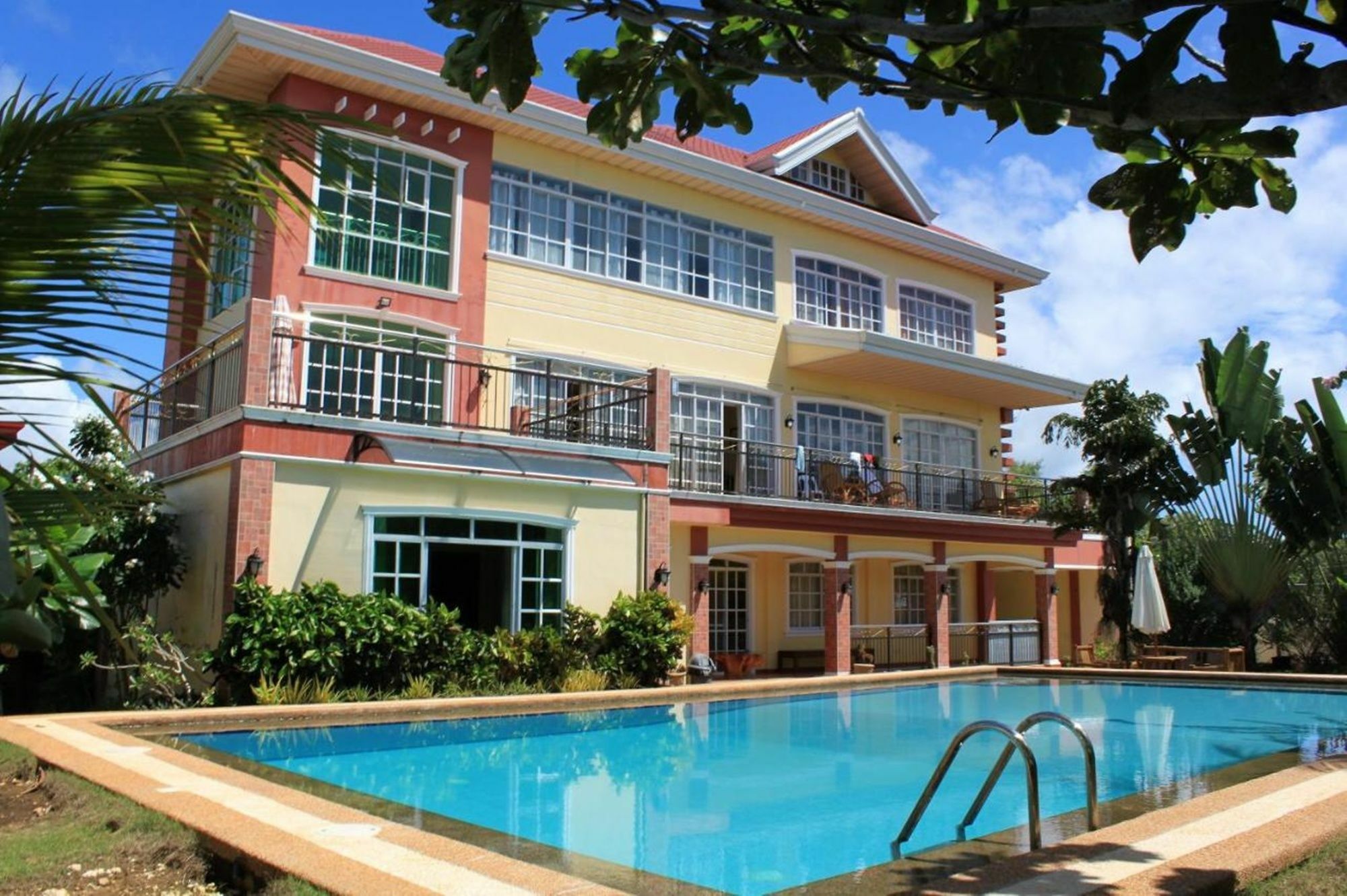 Casa Gialla Libaong Exterior photo
